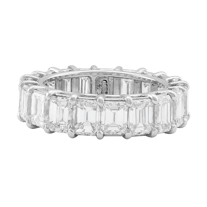 Rivière Platinum 4.15ctw Emerald-Cut Diamond Eternity Band